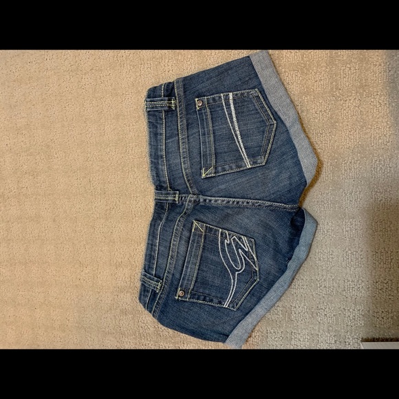 Jean shorts - Picture 3 of 4